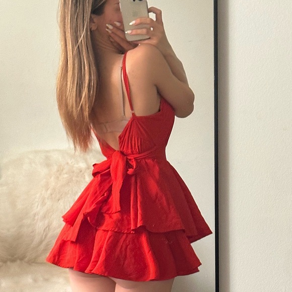 Petite red romper, zip up back, wrap up, rose petal shaped skirt - Picture 2 of 2